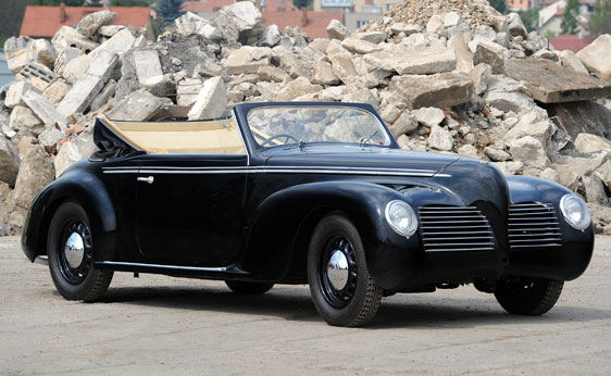 Alfa Romeo 6C 2500 Villa deste cabriolet